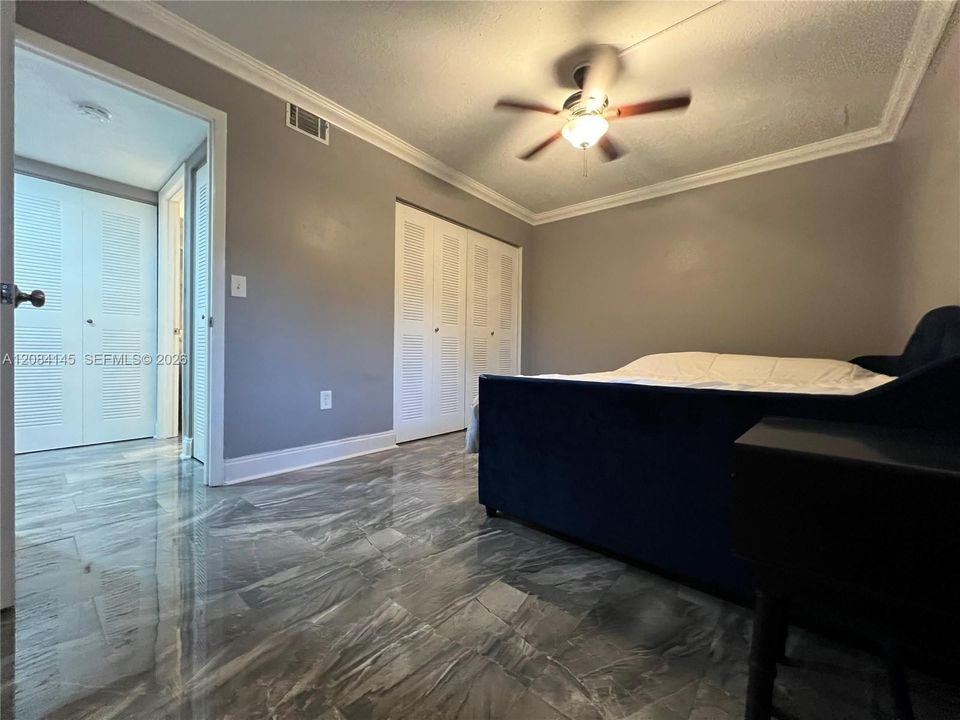 En Venta: $280,000 (2 camas, 2 baños, 1326 Pies cuadrados)