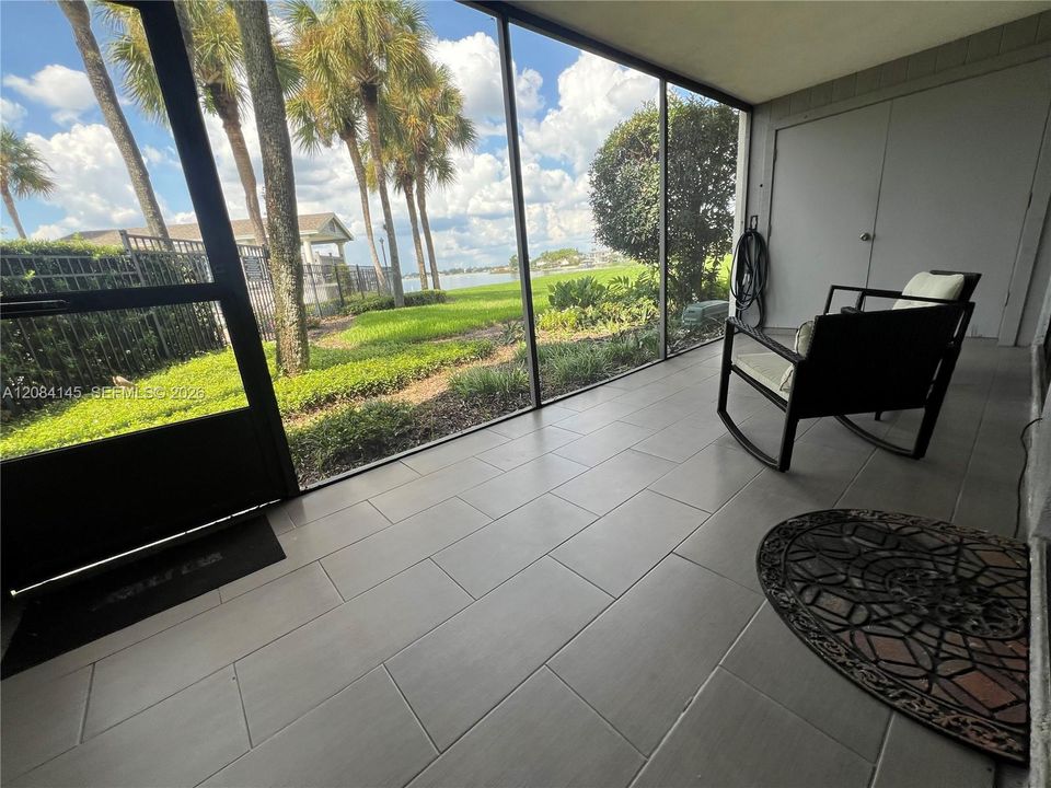 En Venta: $280,000 (2 camas, 2 baños, 1326 Pies cuadrados)