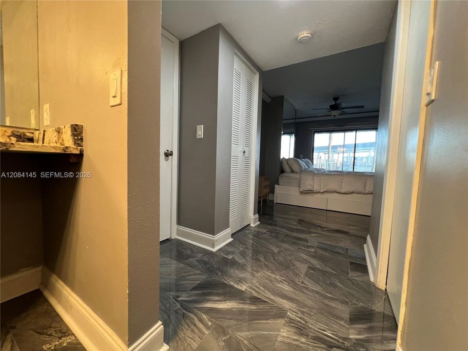 En Venta: $280,000 (2 camas, 2 baños, 1326 Pies cuadrados)