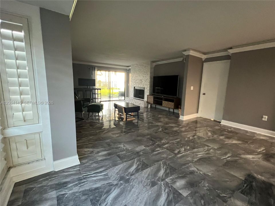 En Venta: $280,000 (2 camas, 2 baños, 1326 Pies cuadrados)