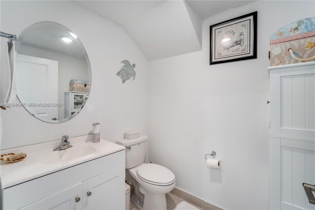 For Rent: $2,650 (3 beds, 2 baths, 1695 Square Feet)