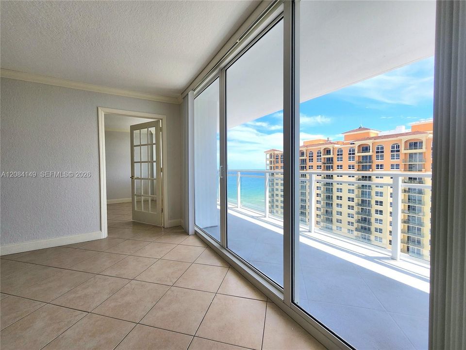 For Rent: $3,150 (2 beds, 2 baths, 1248 Square Feet)