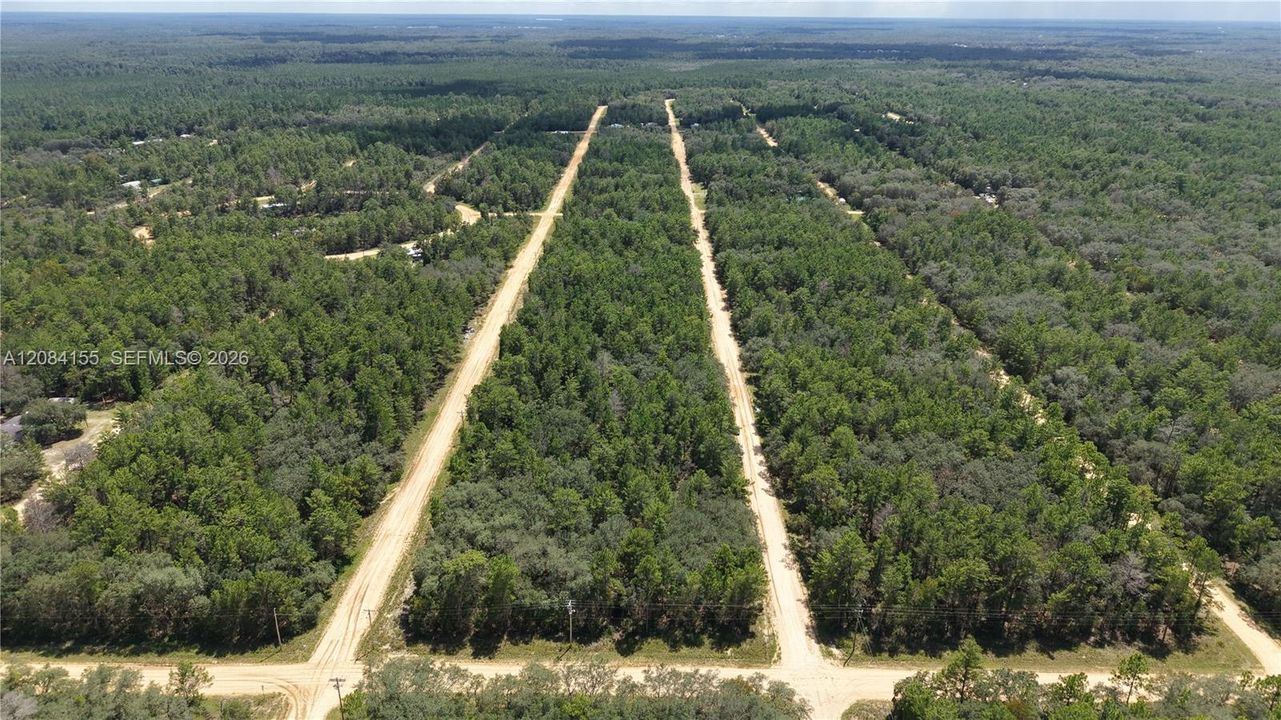 待售: $10,000 (0.22 acres)