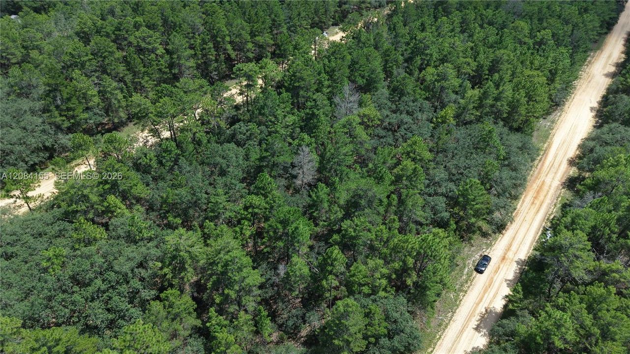 待售: $10,000 (0.22 acres)