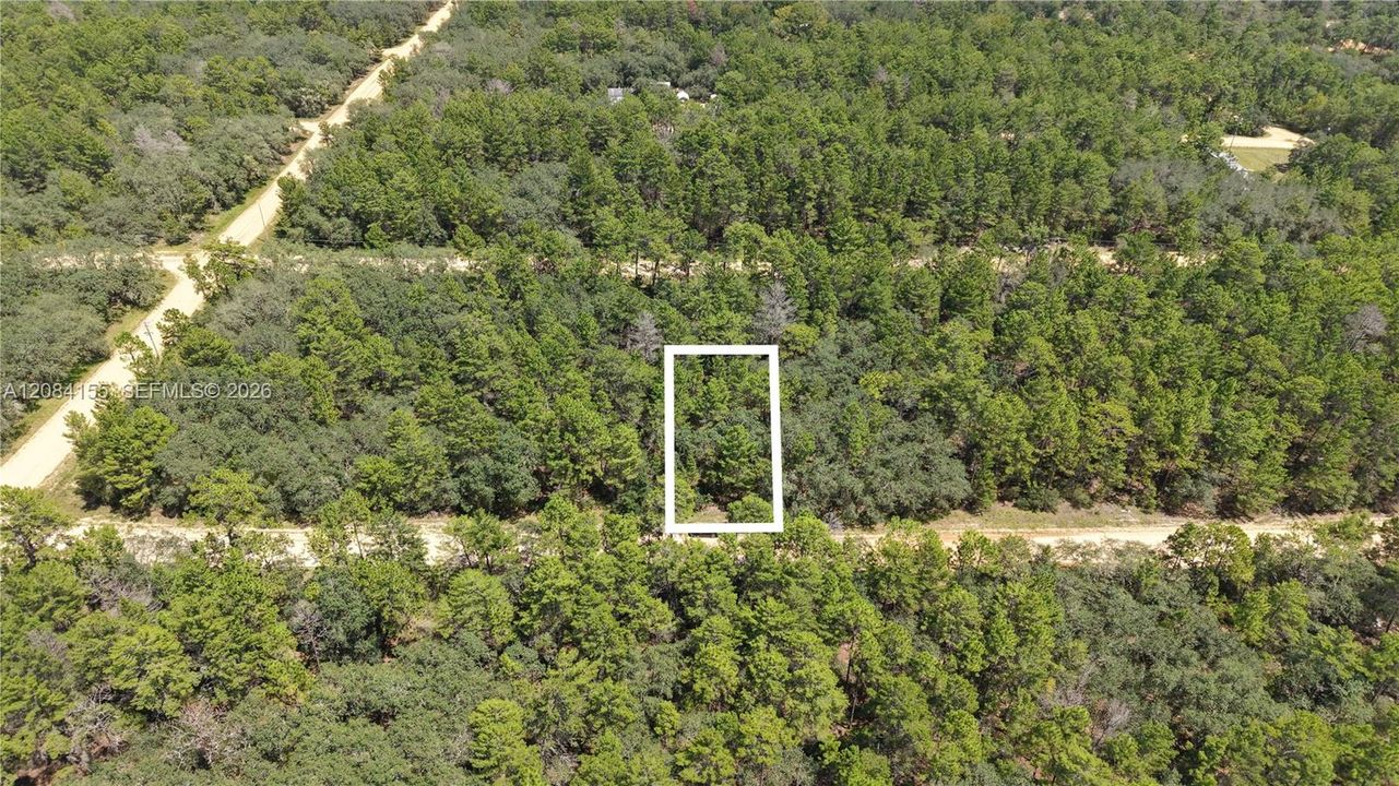 待售: $10,000 (0.22 acres)