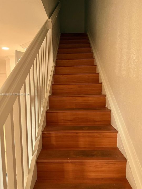 En Renta: $2,450 (3 camas, 2 baños, 1380 Pies cuadrados)