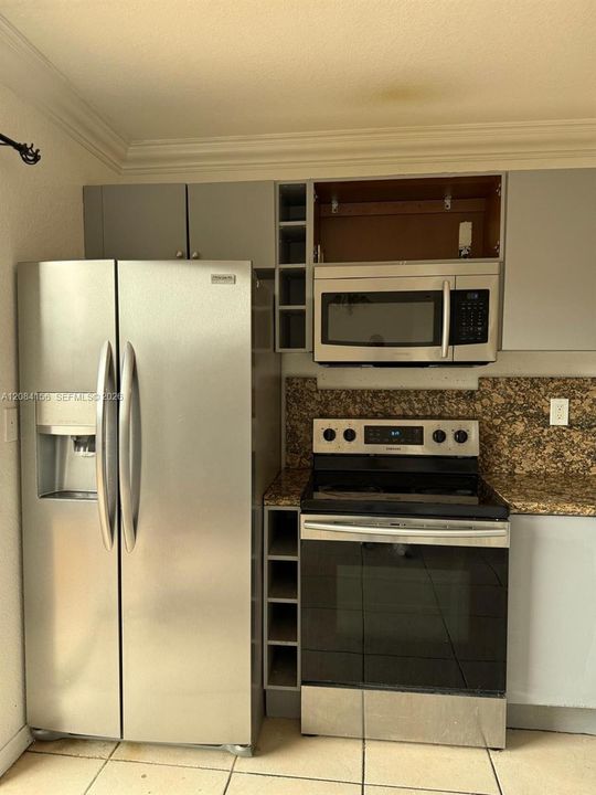En Renta: $2,450 (3 camas, 2 baños, 1380 Pies cuadrados)