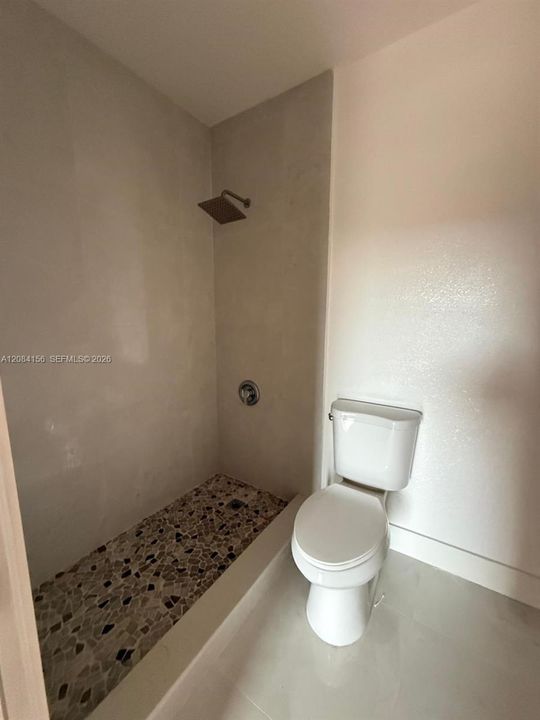 En Renta: $2,450 (3 camas, 2 baños, 1380 Pies cuadrados)