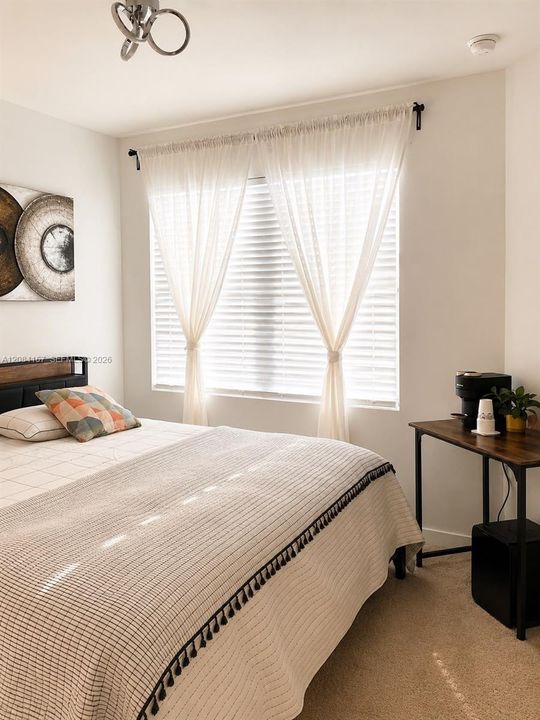 En Renta: $3,300 (4 camas, 2 baños, 1847 Pies cuadrados)
