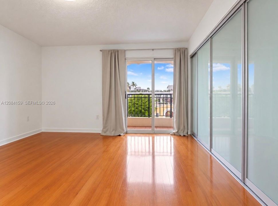 En Venta: $875,000 (2 camas, 2 baños, 1190 Pies cuadrados)