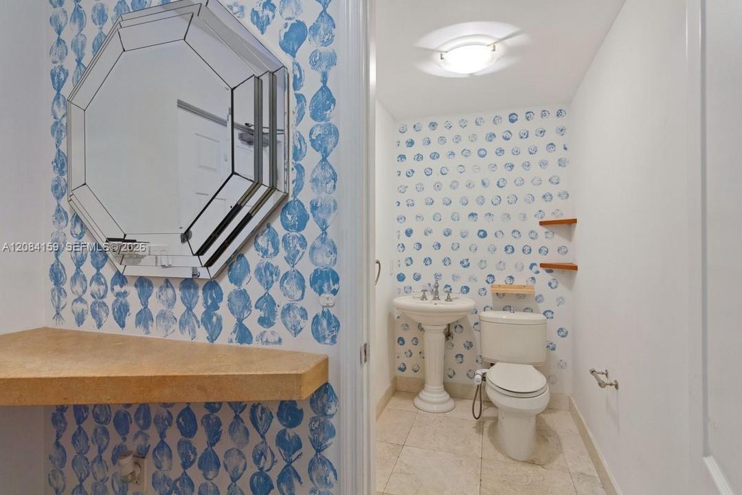 En Venta: $875,000 (2 camas, 2 baños, 1190 Pies cuadrados)