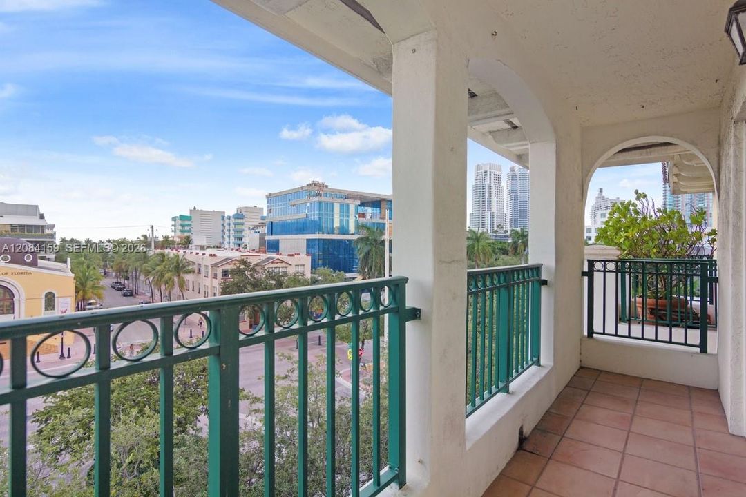 En Venta: $875,000 (2 camas, 2 baños, 1190 Pies cuadrados)
