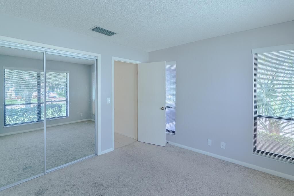 3803 SW Osprey Creek Way-19