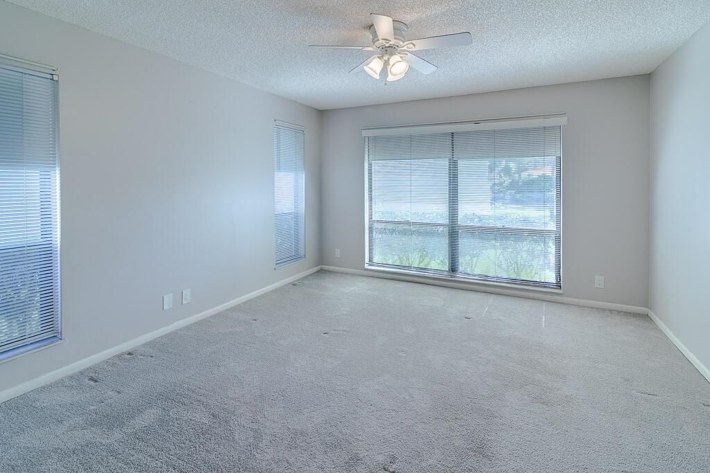 3803 SW Osprey Creek Way-23