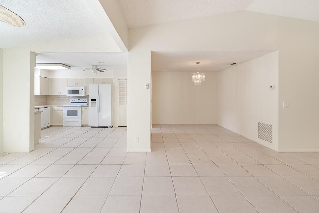 3803 SW Osprey Creek Way-2