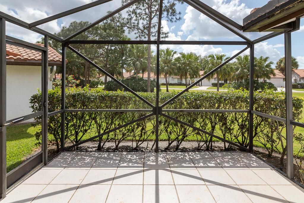 3803 SW Osprey Creek Way-25