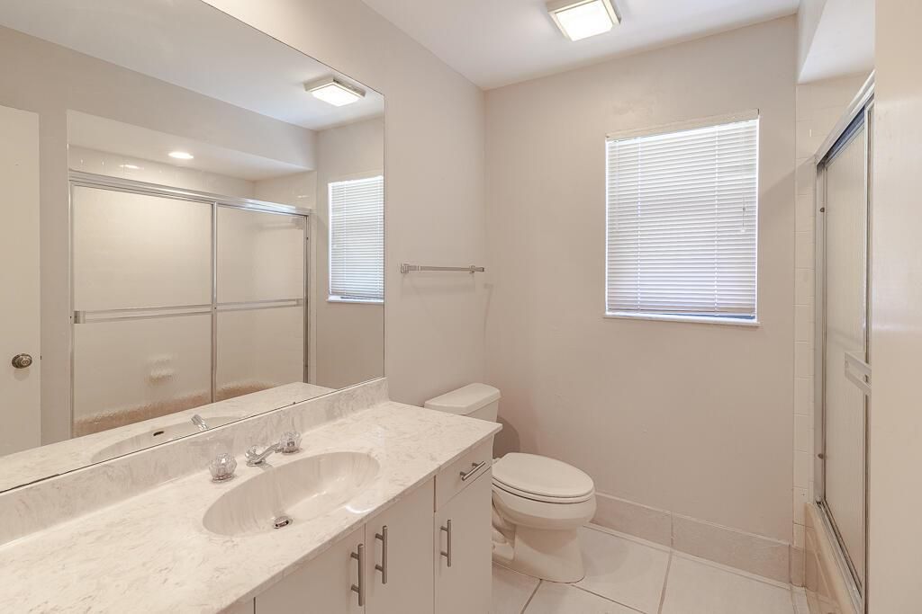 3803 SW Osprey Creek Way-17