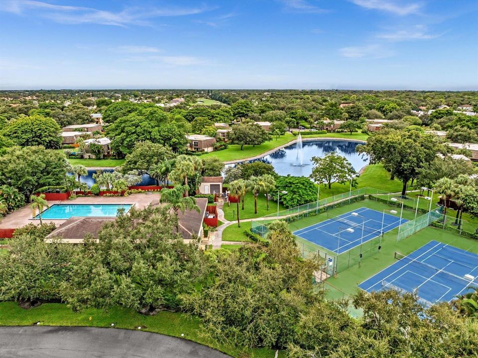 Delray Oaks Amenities