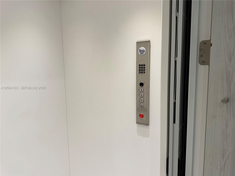 待售: $1,899,000 (4 贝兹, 3 浴室, 2901 平方英尺)