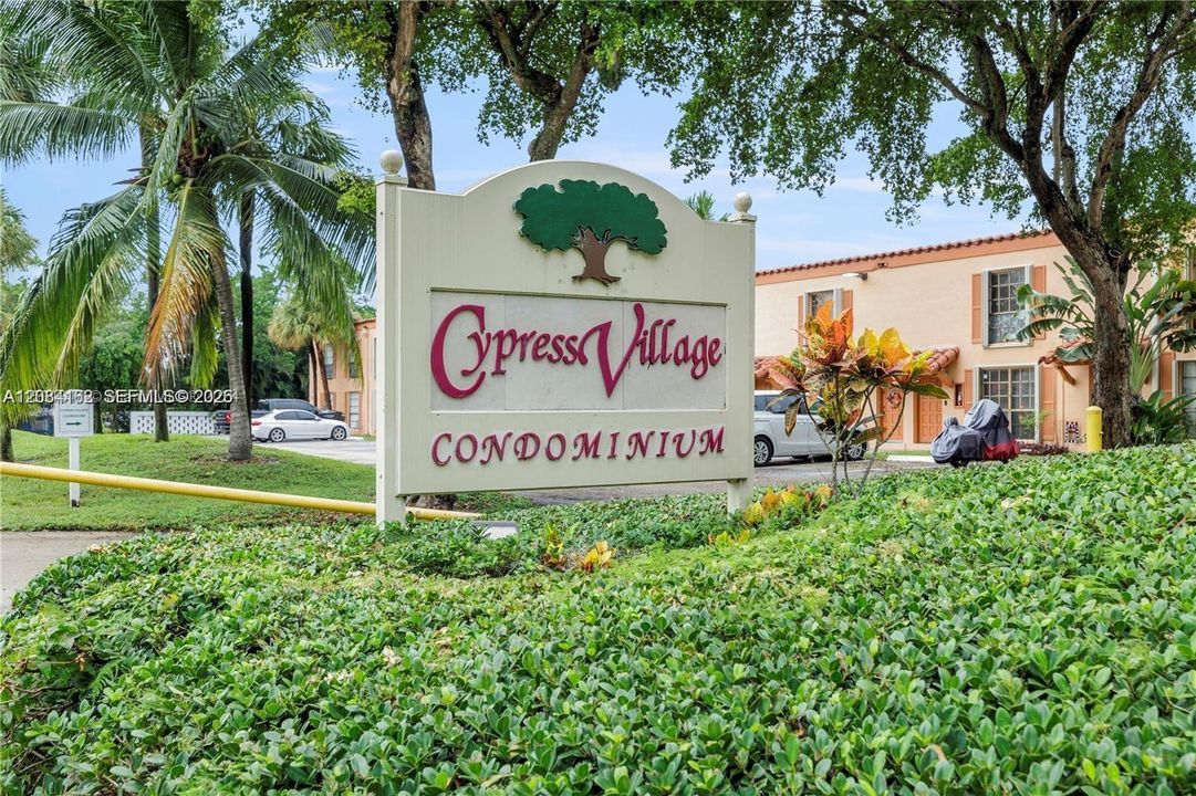 For Rent: $2,000 (1 beds, 1 baths, 544 Square Feet)