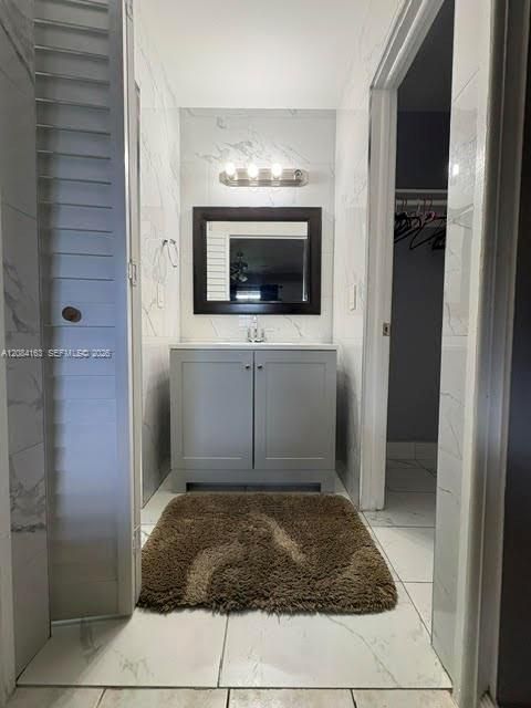For Rent: $3,500 (4 beds, 2 baths, 1447 Square Feet)