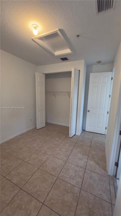 For Rent: $2,600 (3 beds, 3 baths, 1527 Square Feet)