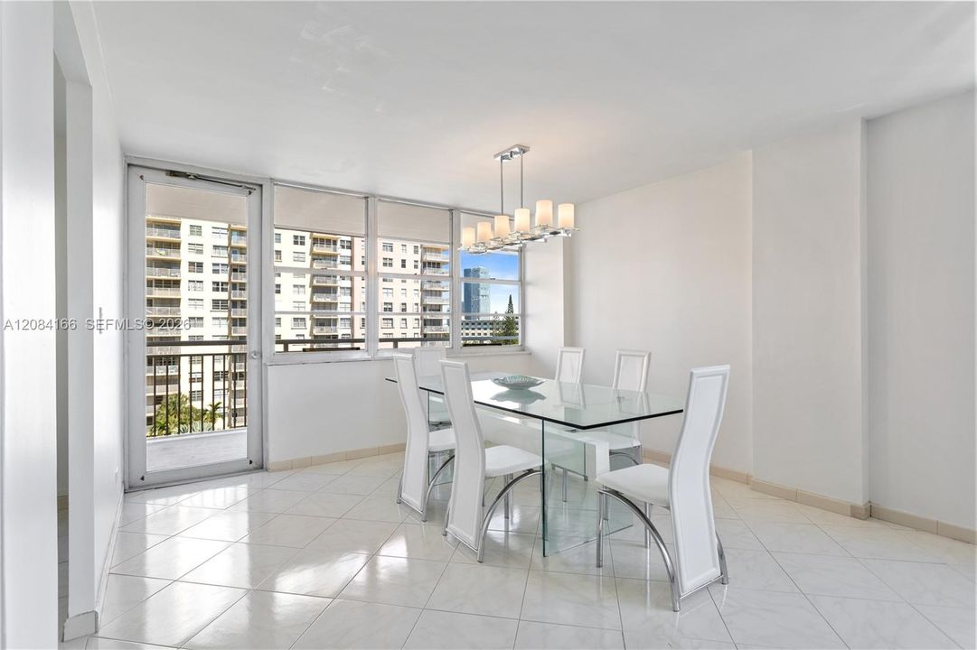 En Renta: $3,100 (2 camas, 2 baños, 1544 Pies cuadrados)