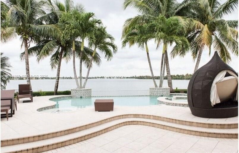 For Rent: $8,000 (5 beds, 4 baths, 4505 Square Feet)
