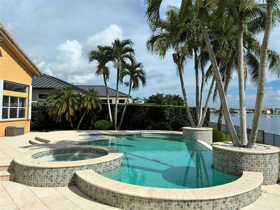 For Rent: $7,800 (5 beds, 4 baths, 4505 Square Feet)