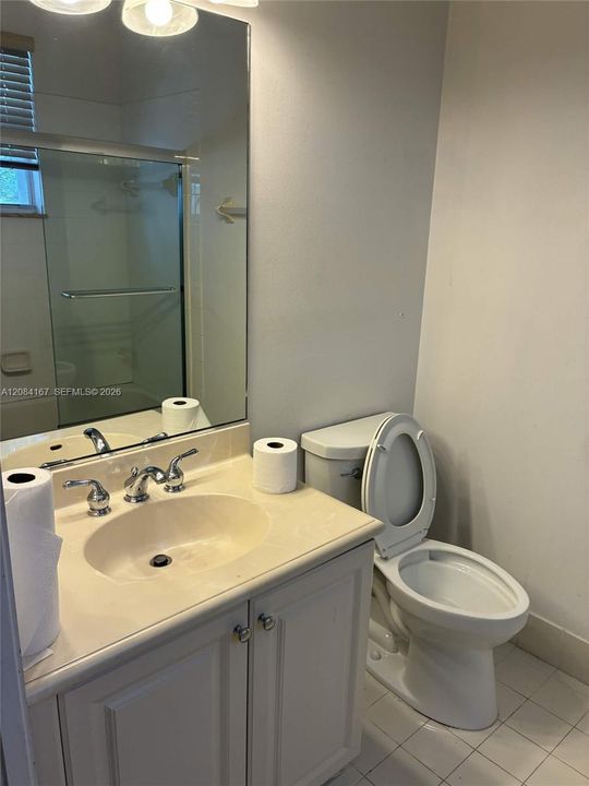 For Rent: $7,800 (5 beds, 4 baths, 4505 Square Feet)