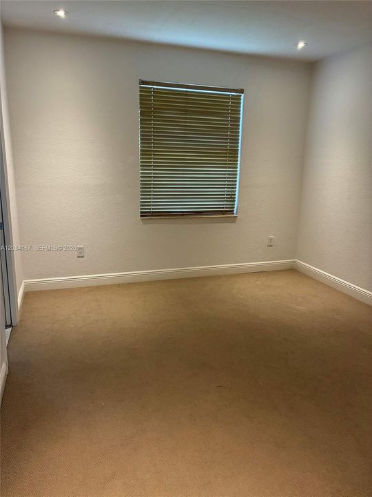 For Rent: $7,800 (5 beds, 4 baths, 4505 Square Feet)