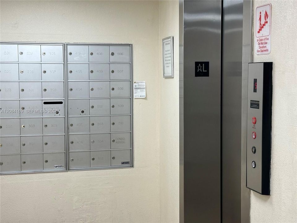 На продажу: $135,000 (1 спален, 1 ванн, 750 Квадратных фут)