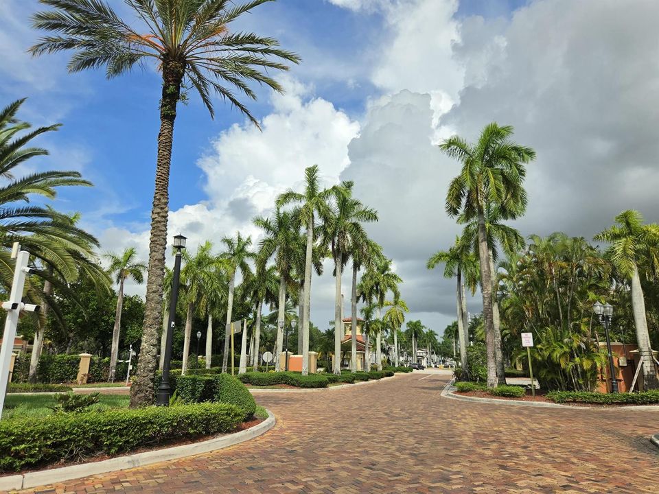 Villaggio entrance view