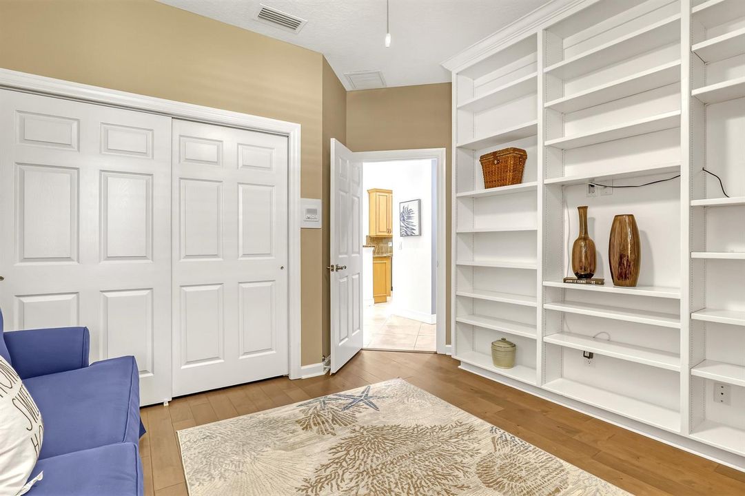 Floor Plan is a 3-way Split