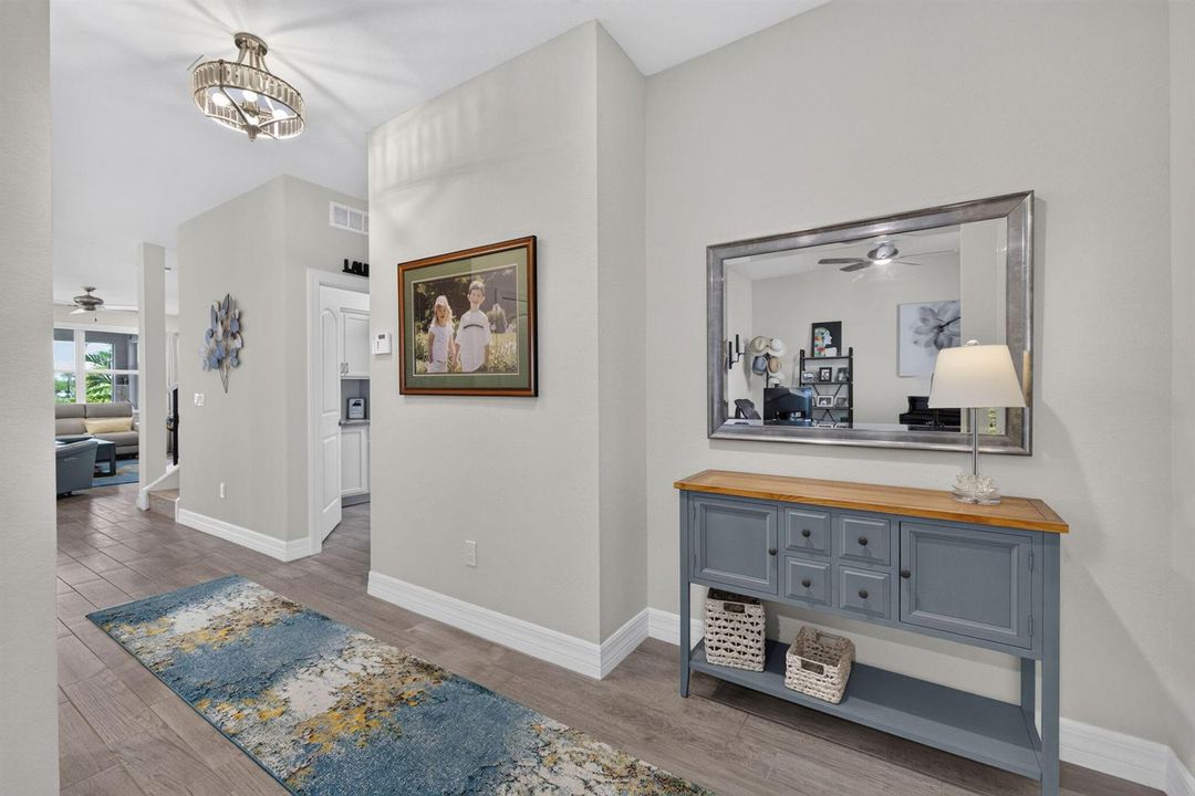 Grand Entry Whitestone Model+ Style