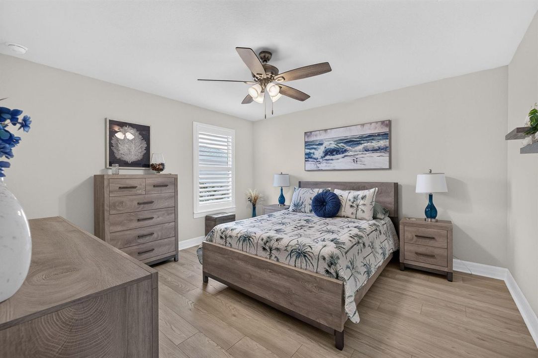 Bdrm 4 King Bed Worthy Walk In Closets