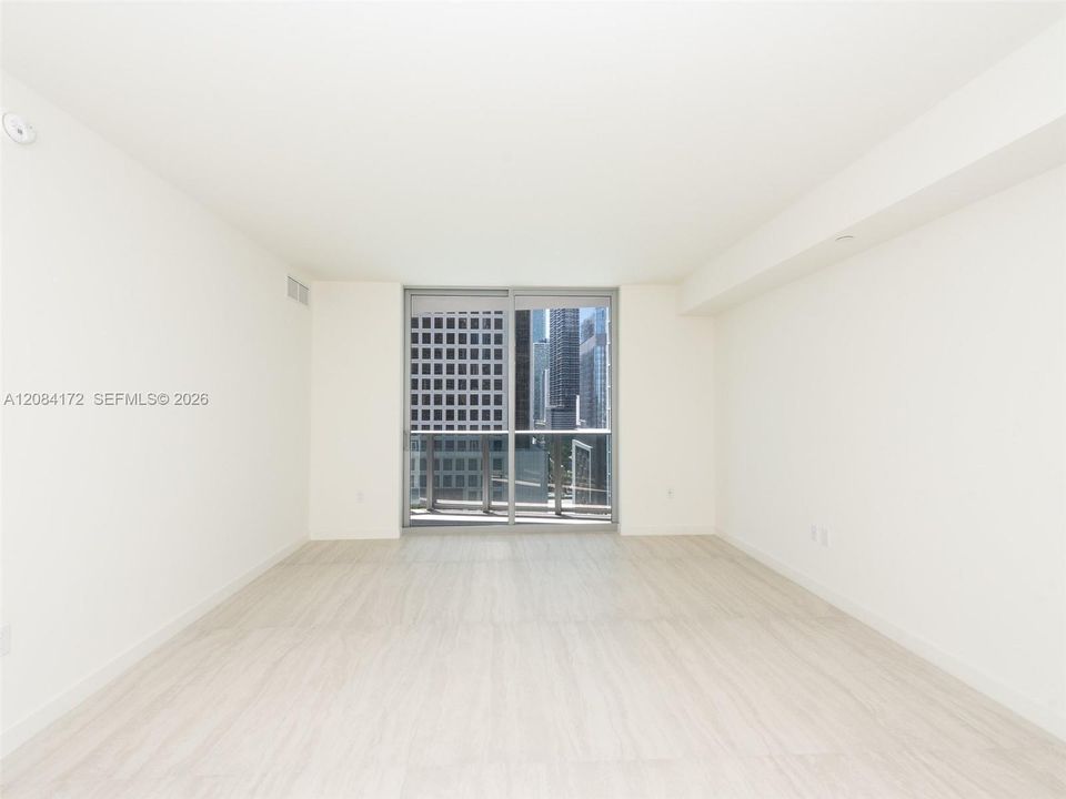 For Rent: $4,200 (1 beds, 1 baths, 833 Square Feet)