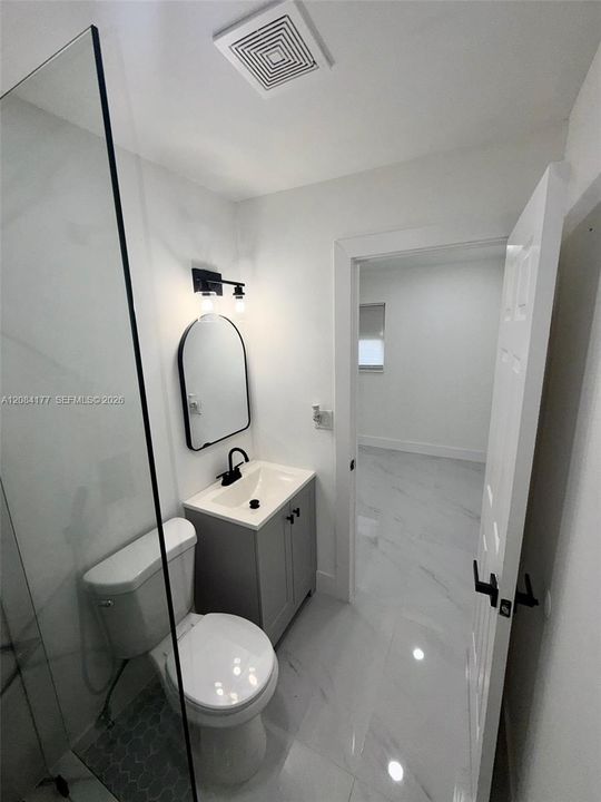 For Rent: $3,200 (3 beds, 2 baths, 1247 Square Feet)