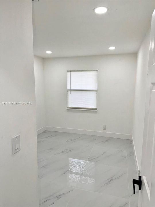 For Rent: $3,200 (3 beds, 2 baths, 1247 Square Feet)
