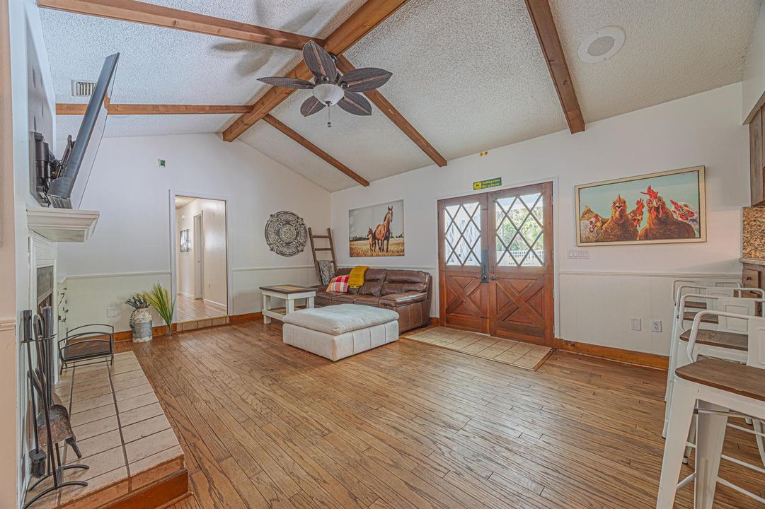 153A0091-HDR