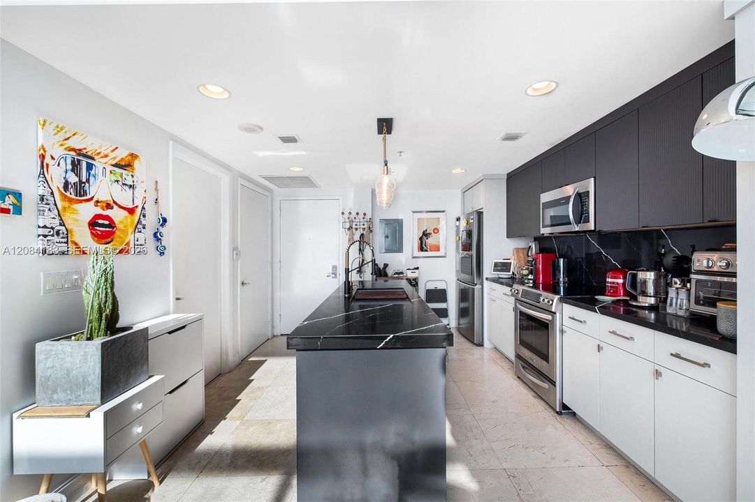 En Venta: $759,000 (1 camas, 1 baños, 996 Pies cuadrados)