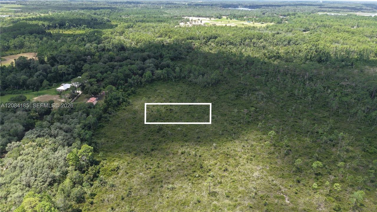 En Venta: $10,000 (0.52 acres)