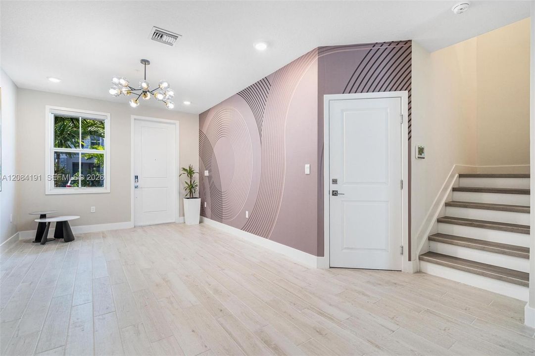 For Sale: $699,888 (4 beds, 3 baths, 1938 Square Feet)