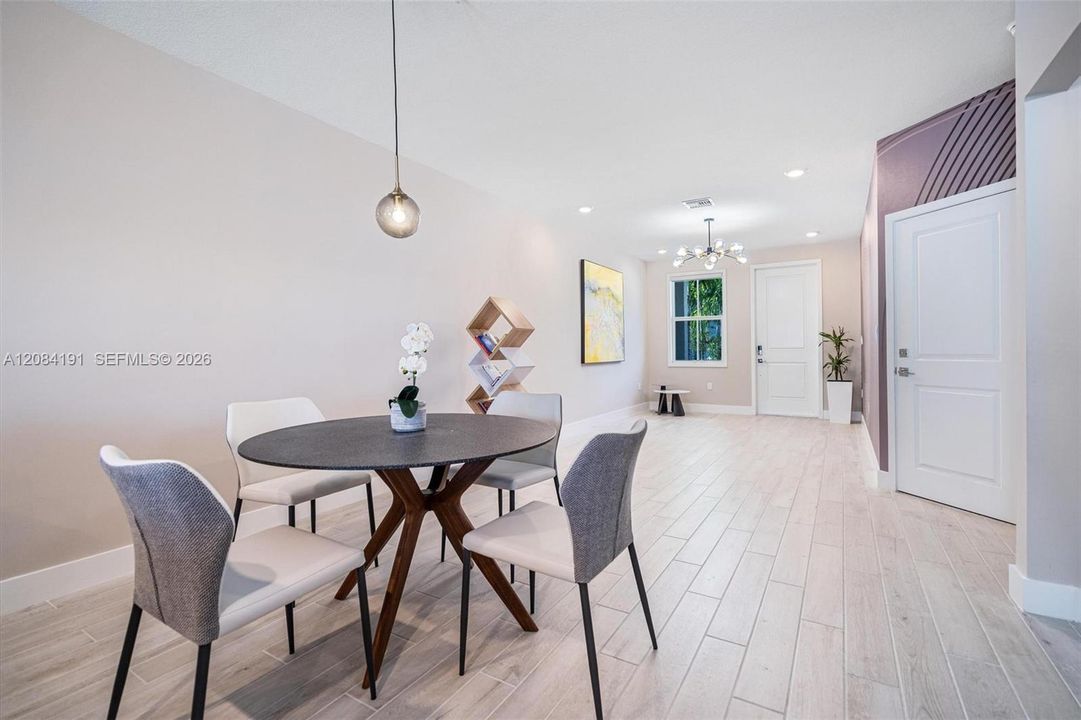 For Sale: $699,888 (4 beds, 3 baths, 1938 Square Feet)