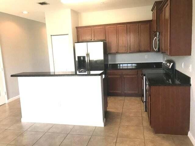 Open kitchen