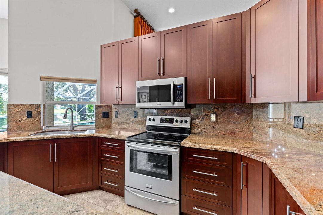 23-web-or-mls-A7407972