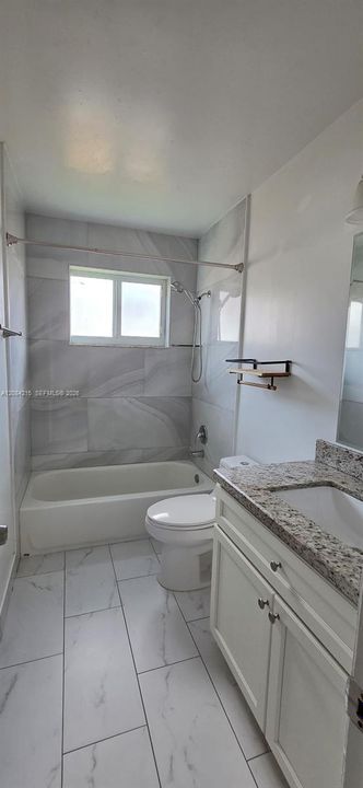 В аренду: $3,600 (4 спален, 2 ванн, 1596 Квадратных фут)