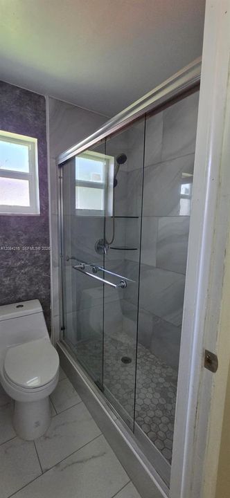 В аренду: $3,600 (4 спален, 2 ванн, 1596 Квадратных фут)