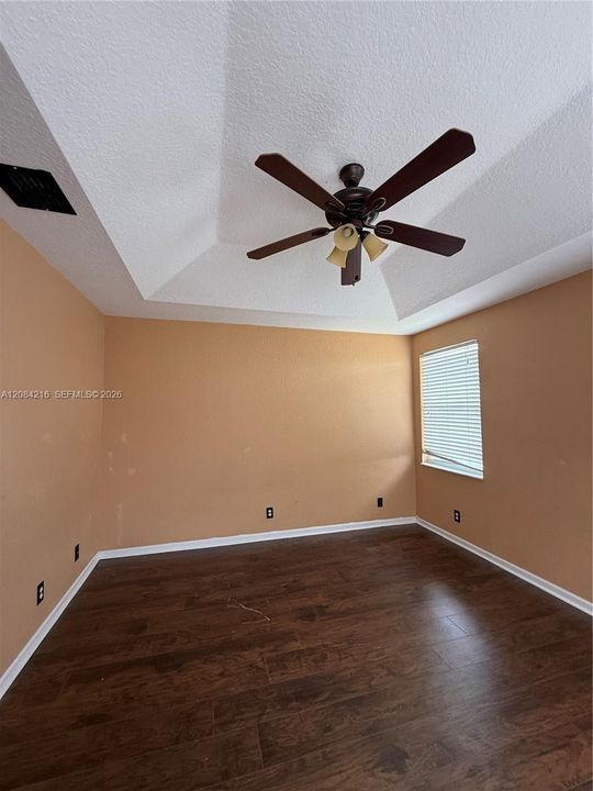 For Rent: $3,700 (3 beds, 2 baths, 1790 Square Feet)