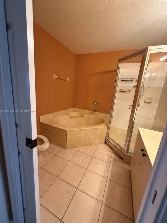 For Rent: $3,700 (3 beds, 2 baths, 1790 Square Feet)